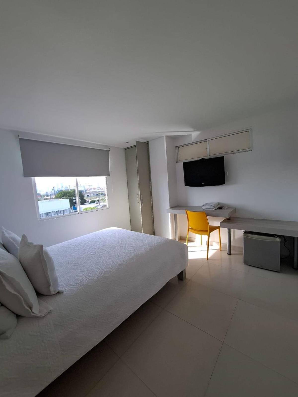Hotel Mar Del Plata Картахена Экстерьер фото