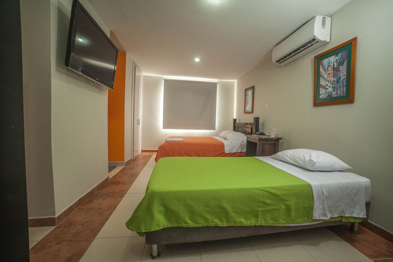 Hotel Mar Del Plata Картахена Экстерьер фото